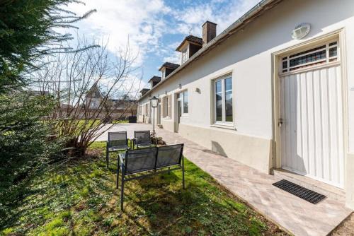 Appartement vintage - Terrasse - Fauteuils de cinéma