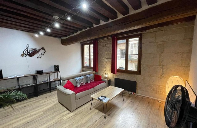 Appartements chez Delphine et Guillaume au coeur de Semur en Auxois