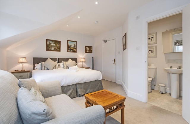 Apple Tree Guest House