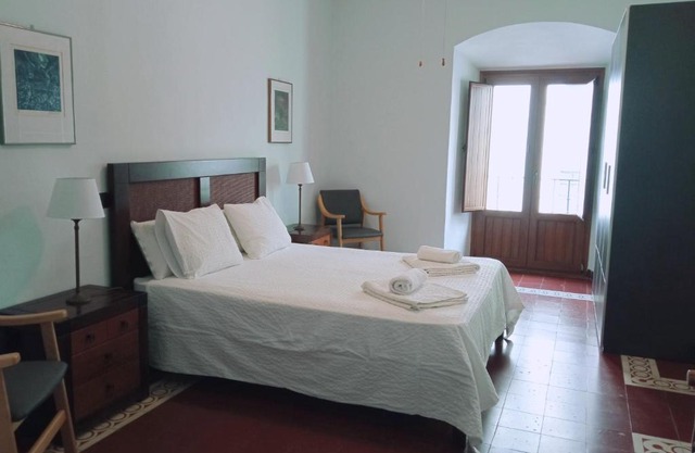 Apto La Almena 2 junto a Plaza Mayor,2 habitaciones,parking gratuito