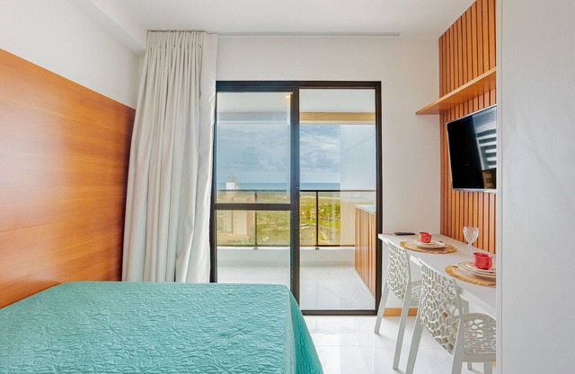 AR03 Beautiful Studio Sea view 750m from the beach - Armação