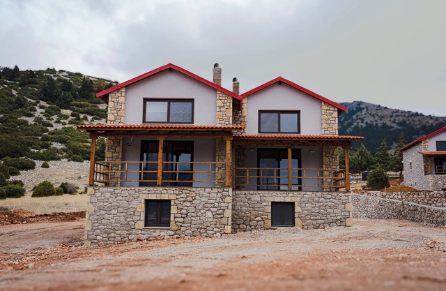 Arachova Sky Chalet. Near Parnassos ski center