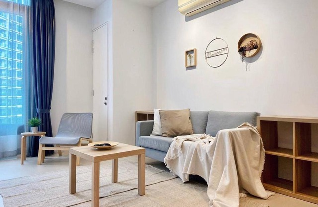 Arcoris Mont Kiara 1 to 5 pax Minimalist Modern Netflix