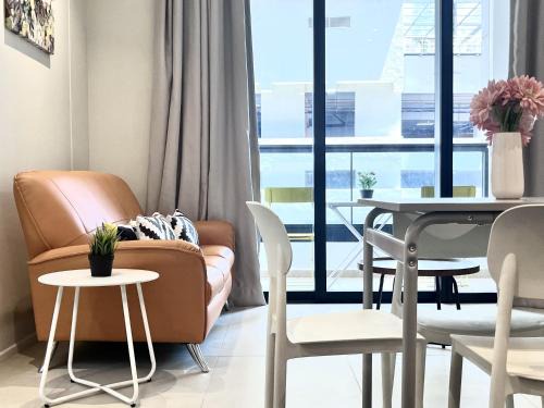 Arcoris SOHO by Cj