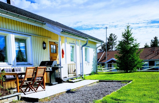 Arctic Light Holiday House
