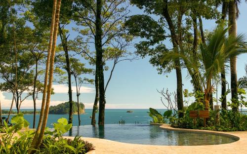 Arenas Del Mar Beachfront & Rainforest Resort Member of the Cayuga Collection