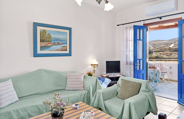 Argyris comfy apartment in Kythnos