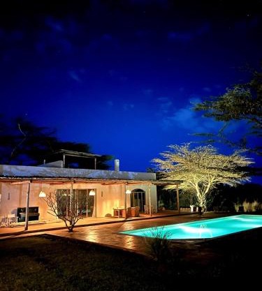 Arimuni Poolhouse -Breathtaking views, surrounded by nature and a private pool
