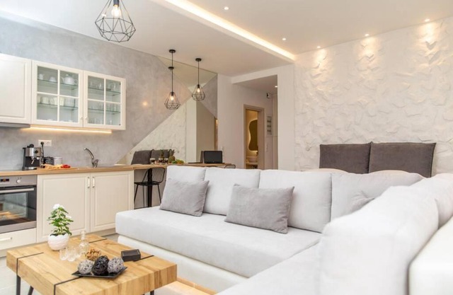 Arktos Luxury Apartment
