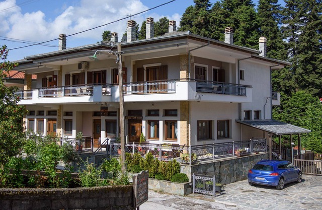 Arktos Suites
