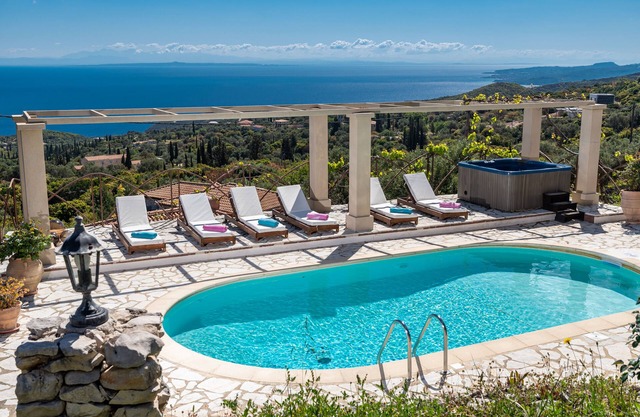 Armos Stone Villa - 3 Bedroom Villa with Private Pool