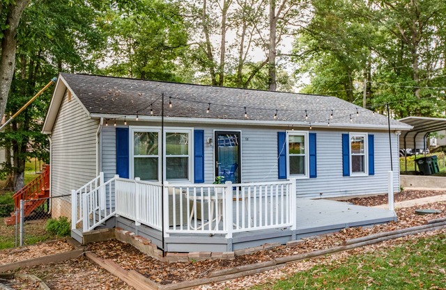 Arrowhead Lake House, WiFi, King Beds, firepit, BBQ