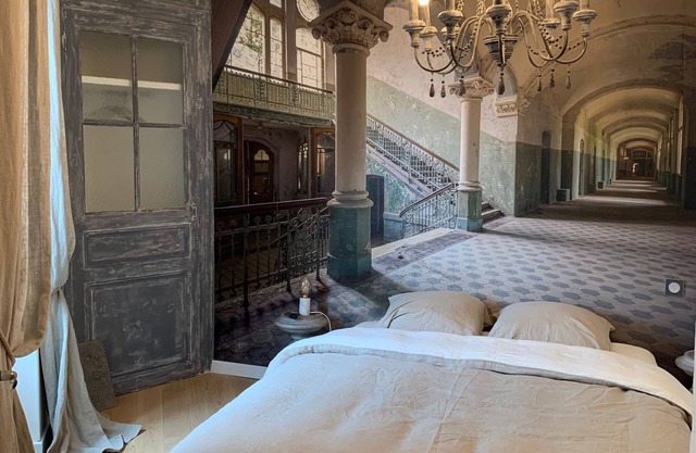 Artistic apartment in Pau with view of the center and the castle