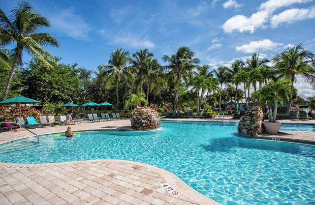 Asiago Vacation Rental at Lely Resort. Newly Furnished 2-Bedroom Condo with Stunning Lake & Golf Views. Spacious Retreat with Private Lanai, Resort Pool, Hot Tub and Gym Access