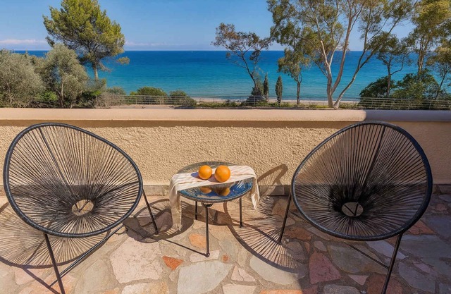 Astra Beach Studio – Koroni Sunset Haven