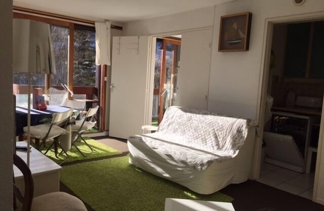 At 5 floors of the slopes ! Apt 6/7 Pers Comfort 47m2 + 12 m2 balcony with runway view