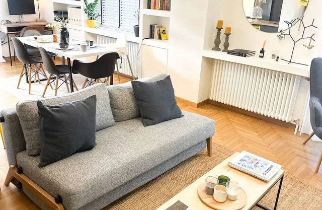 Athenian Coastal Urban Living