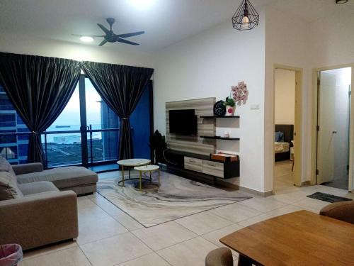 Atlantis Two Bedroom 4 - 10 pax
