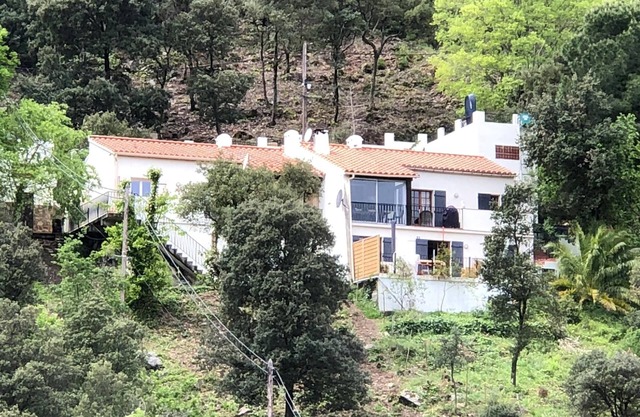 Attraktive und luxuriöse Villa mit Pool-Jacuzzi