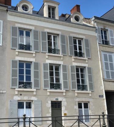 Au 16 Place Saint Louis