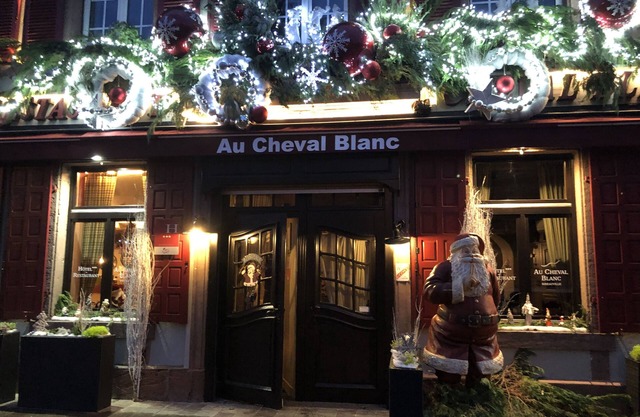 Au Cheval Blanc Hôtel et Restaurant