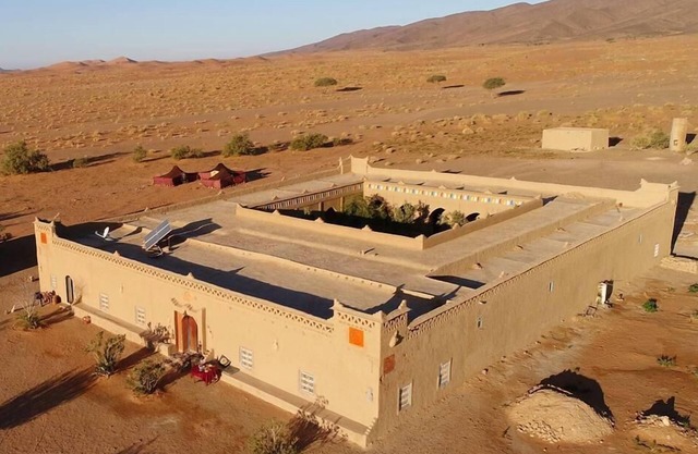 Auberge Hôtel Porte De Sahara Ouzina