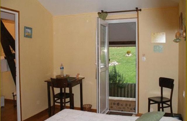 Auberge Les Tonnelles