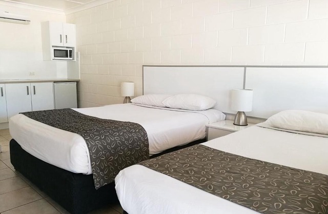 Augathella Motel & Caravan Park