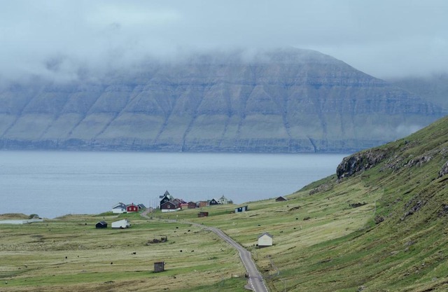 Authentic Faroese House/Unique Location/Nature