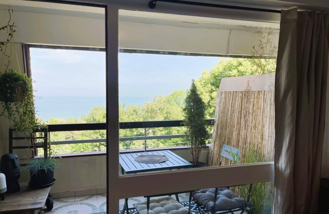 Aux Flots Bleus, avec balcon et vue sur mer
