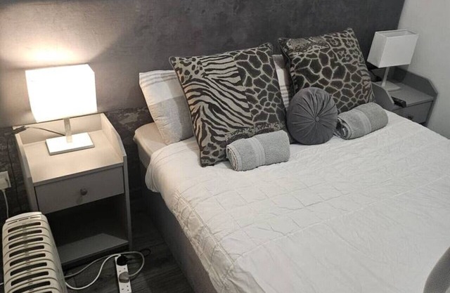 AV Space 3: Quiet Stay for Two Near Anfield Stadium