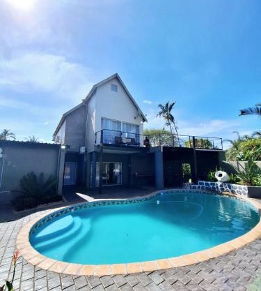 AveBulela Penthouse