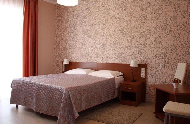 Avgust Guest House