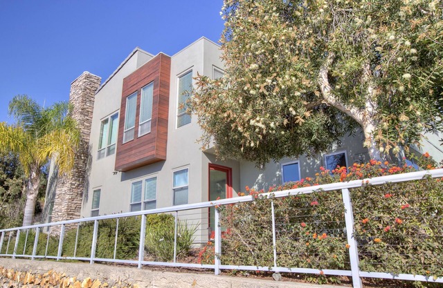 Avila Beach Escape Near Ocean, Sleeps 6