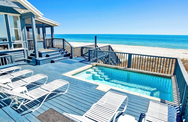 Avocet- Beachfront, Private Pool