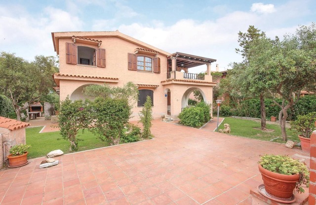 Awesome apartment in San Teodoro OT