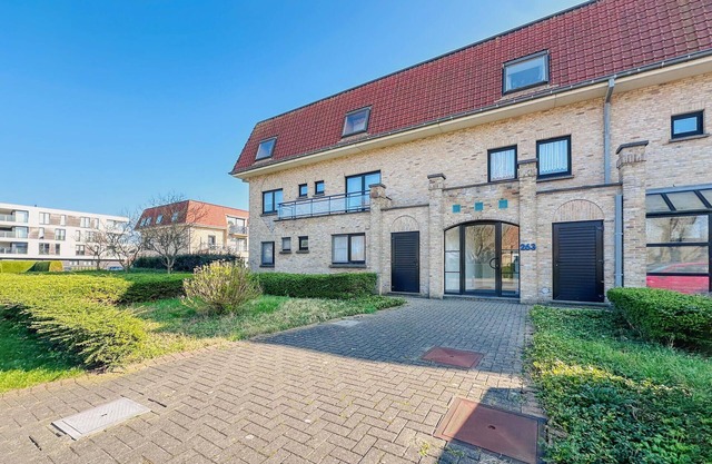 Awesome apartment in Bredene with WiFi