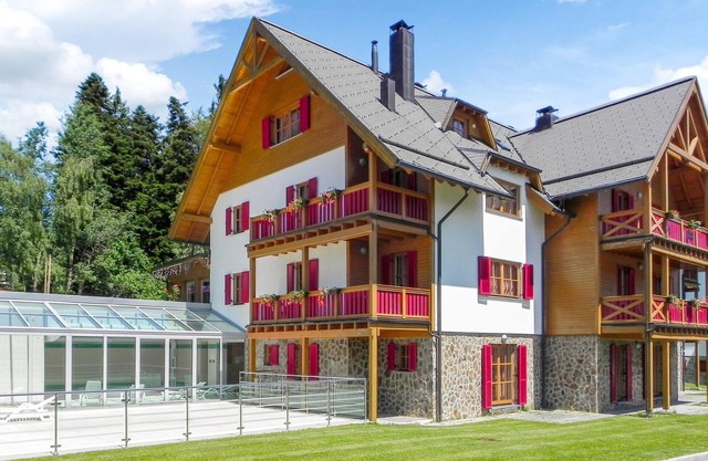 Awesome apartment in Pohorje with WiFi