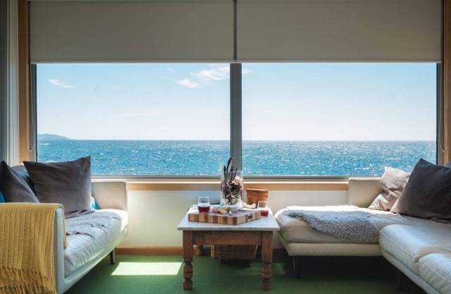 AWESOME BEACH HOUSE Bicheno