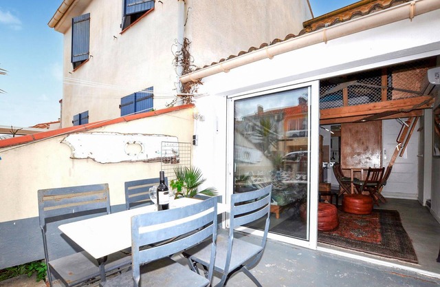 Awesome home in Sainte Marie La Mer Pl