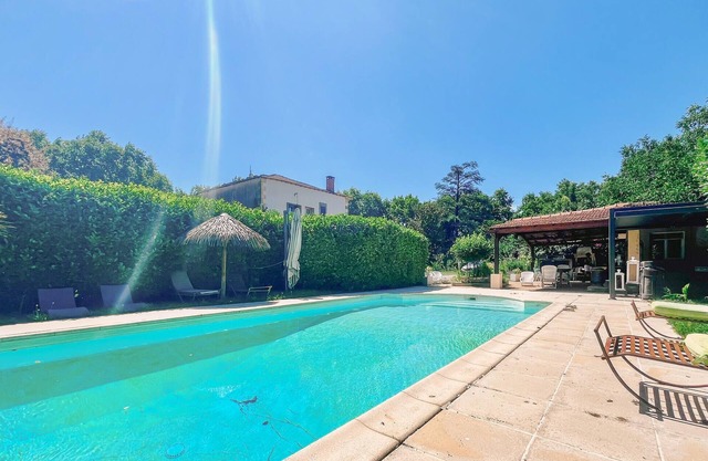 Awesome home in Connaux