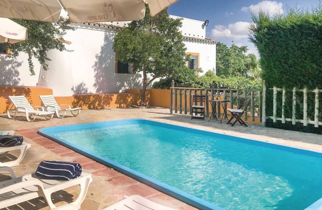 Awesome home in Osuna