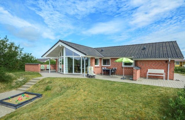 Awesome home in Rømø with kitchen