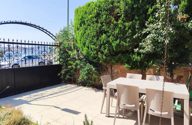 AyVilla 1 garden floor with garden use, sea view