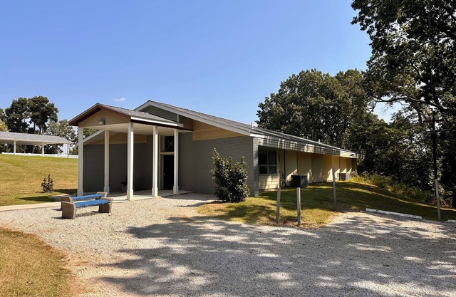 Azaria Lodge - Sleeps up to 38 People - Keep Everyone Together as you Celebrate!