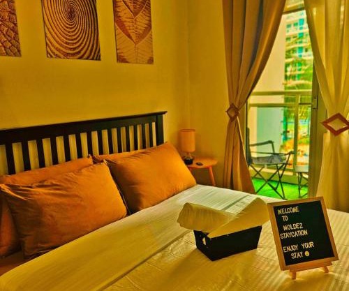 Azure Urban Resort Staycation