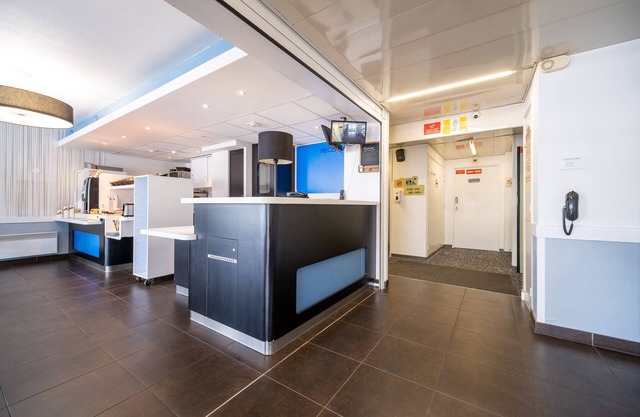 B&B HOTEL Calais Terminal Cité de l'Europe 2 étoiles