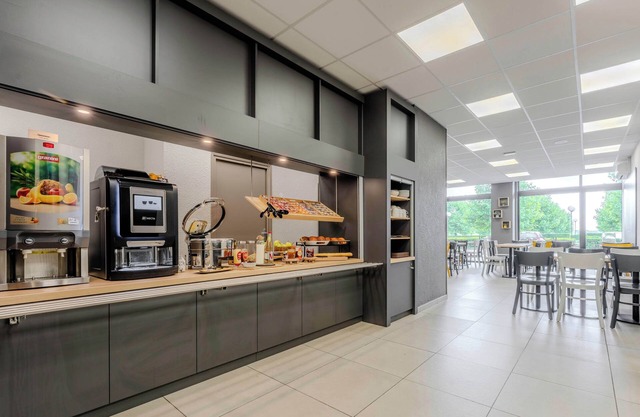 B&B HOTEL Cambrai