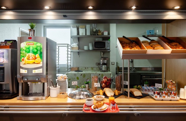 B&B HOTEL Paris Le Bourget