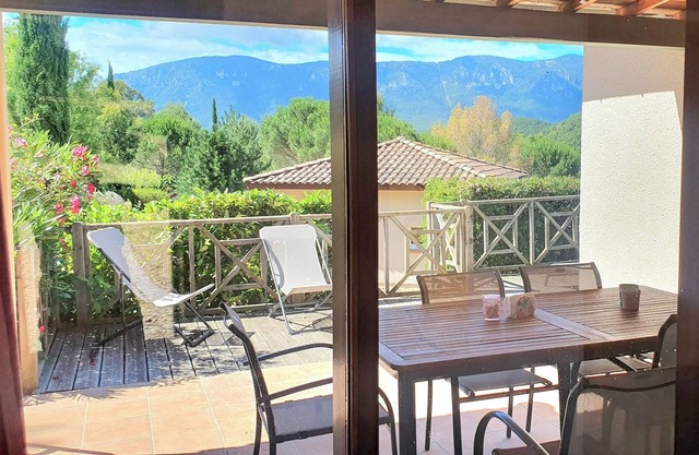 Babaji, Villa de Prestige sur le Domaine de L'espinet
